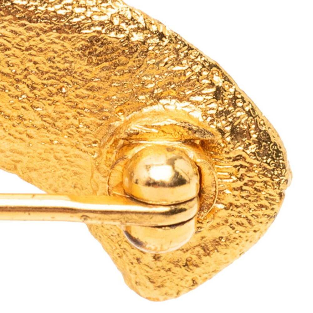 CHANEL Gold Logo Brooch - Picture 3 of 6